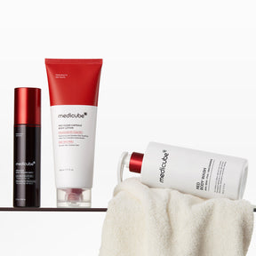 MEDICUBE Kit Essentials Corporal Red Glow